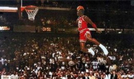 乔丹爆料飞人视频播放在线观看,飞人经典瞬间视频在线重温